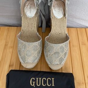 Gucci wedges